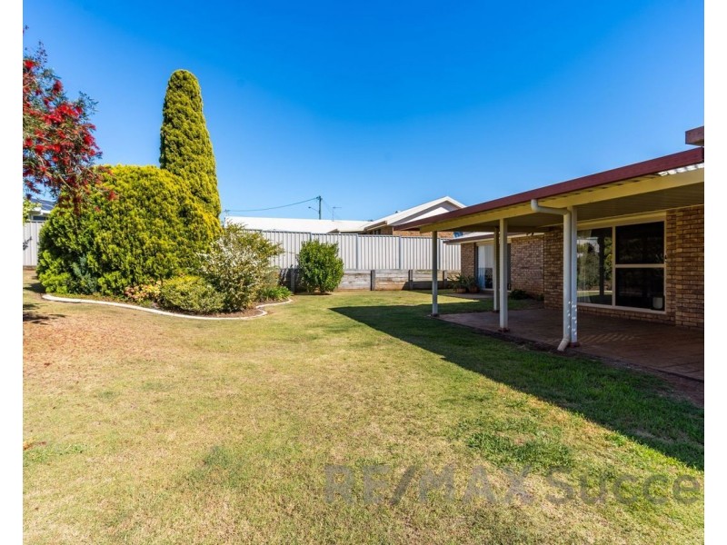 36 Kratzmann Court, Kearneys Spring QLD 4350