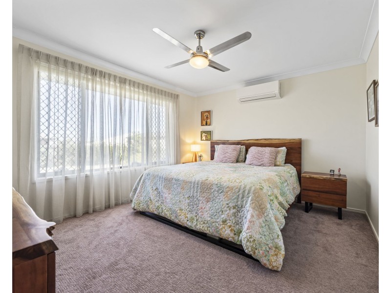 8 Wandoo Crescent, Westbrook QLD 4350