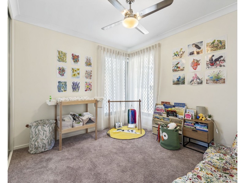8 Wandoo Crescent, Westbrook QLD 4350