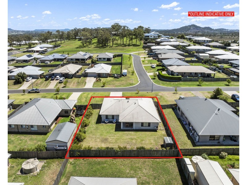 8 Wandoo Crescent, Westbrook QLD 4350
