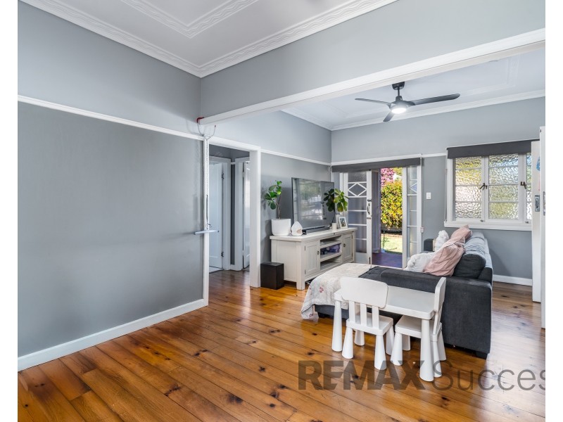136 Holberton Street, Newtown QLD 4350