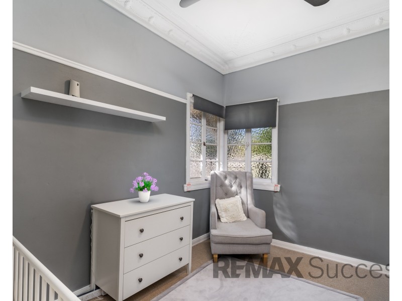 136 Holberton Street, Newtown QLD 4350
