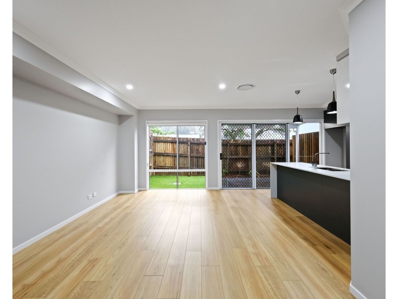 4/51 Hoey Street, Kearneys Spring QLD 4350