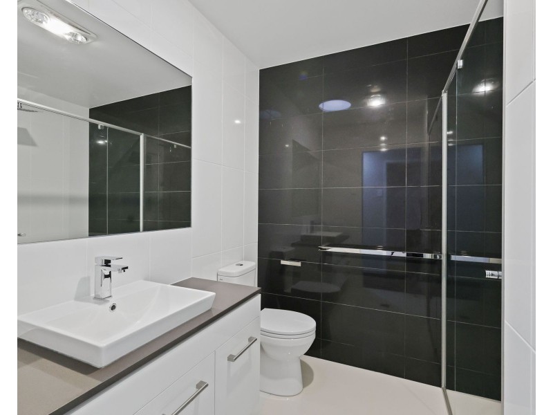 4/51 Hoey Street, Kearneys Spring QLD 4350