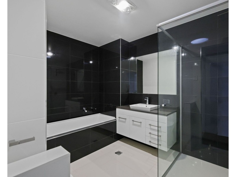 4/51 Hoey Street, Kearneys Spring QLD 4350