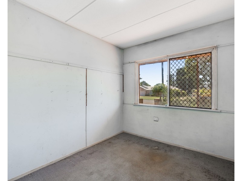21 Merritt Street, Harristown QLD 4350