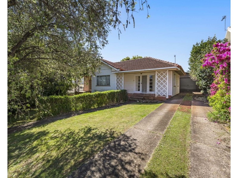 69 Perth Street, Rangeville QLD 4350