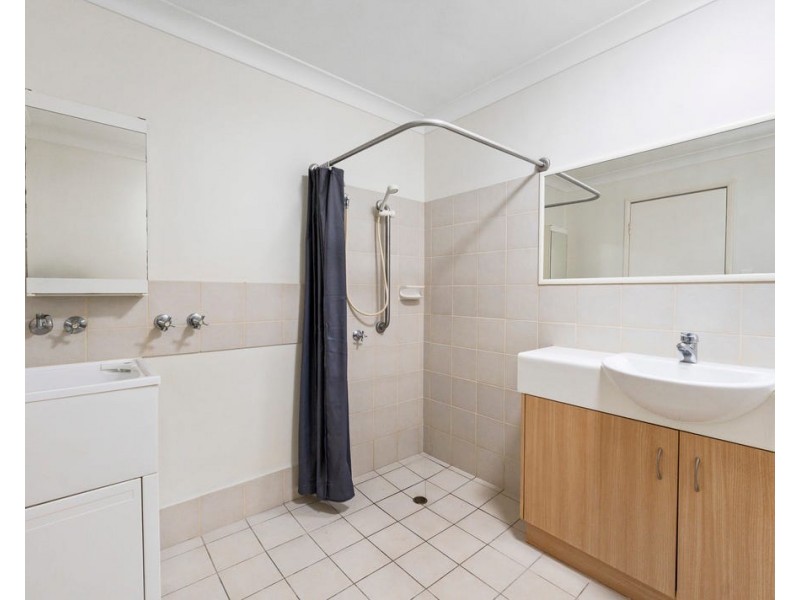 14/306-310 James Street, Harristown QLD 4350