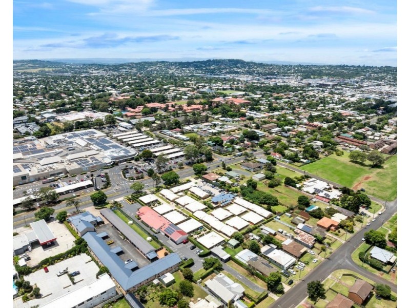 14/306-310 James Street, Harristown QLD 4350