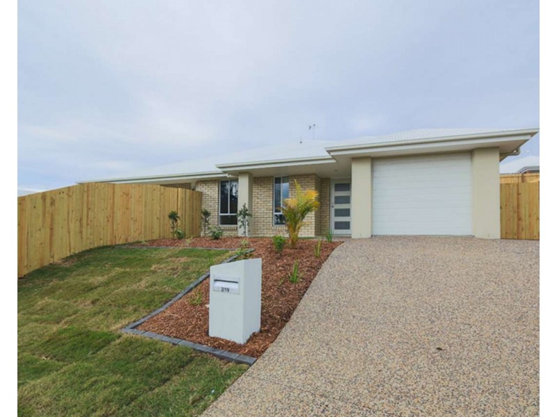 2/2 Grace View Street, Darling Heights QLD 4350