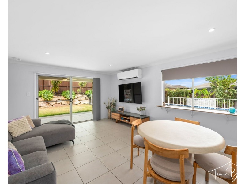 2 Richmond Terrace, Plainland QLD 4341