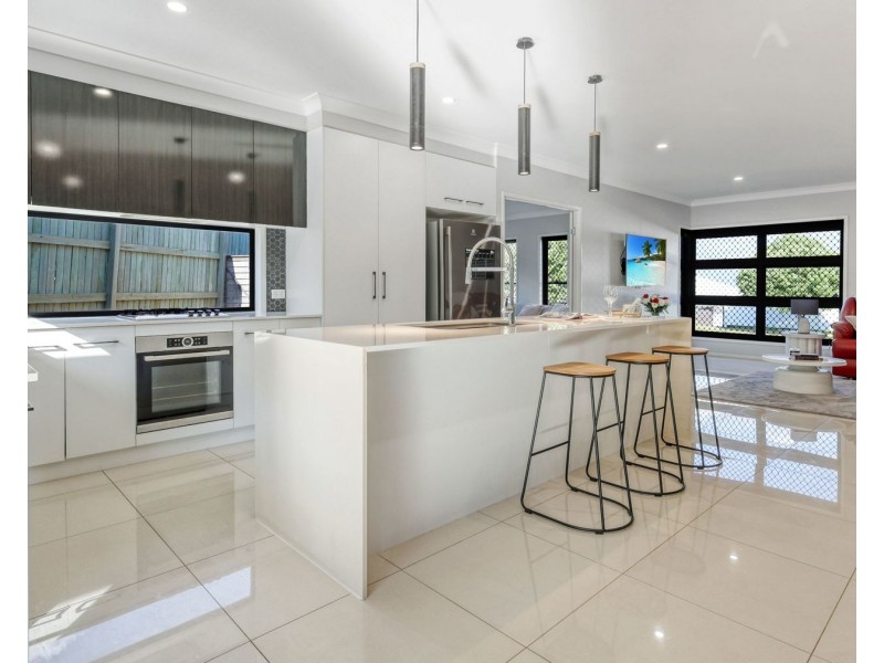 3 Velodrome Drive, Kearneys Spring QLD 4350