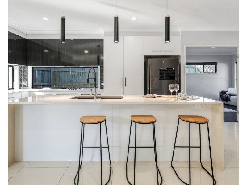 3 Velodrome Drive, Kearneys Spring QLD 4350