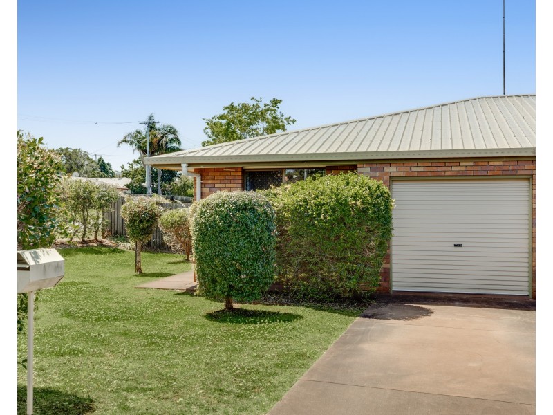 2/59 Jennifer Crescent, Darling Heights QLD 4350