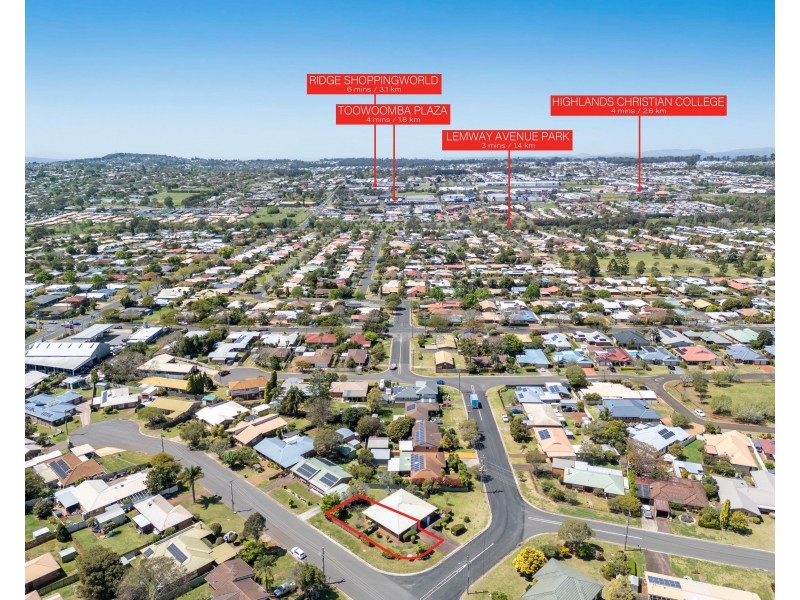 2/59 Jennifer Crescent, Darling Heights QLD 4350