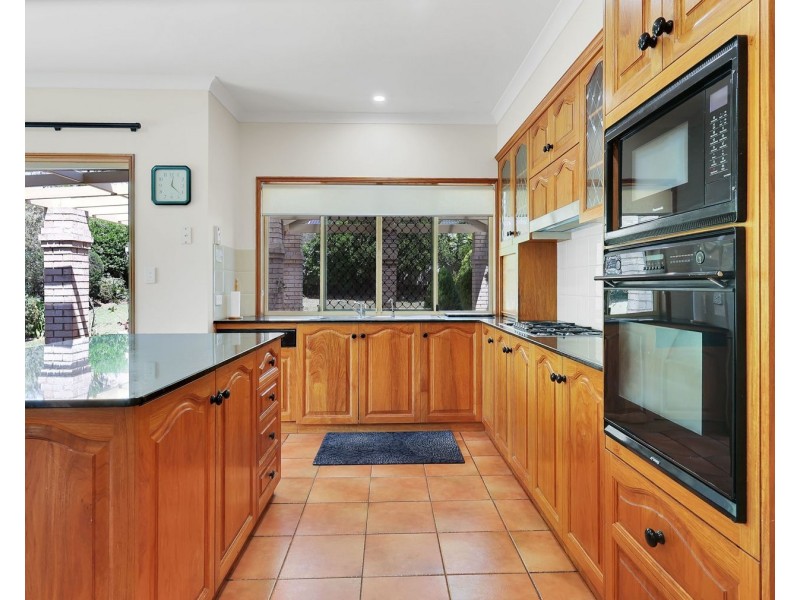 12 Meredith Crescent, Rangeville QLD 4350