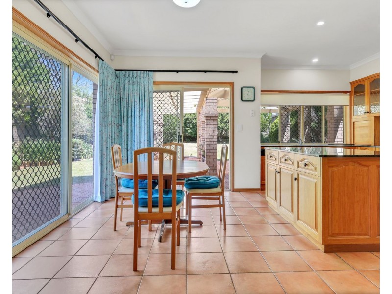 12 Meredith Crescent, Rangeville QLD 4350