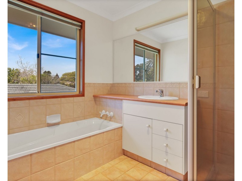 12 Meredith Crescent, Rangeville QLD 4350