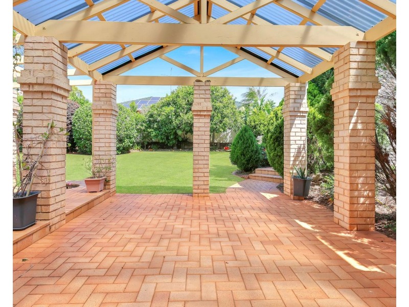 12 Meredith Crescent, Rangeville QLD 4350