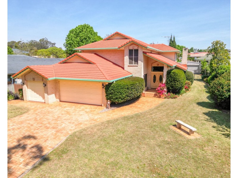 12 Meredith Crescent, Rangeville QLD 4350