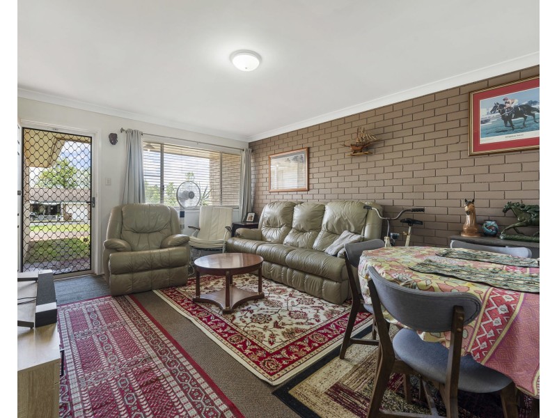16 Bryan Street, Darling Heights QLD 4350
