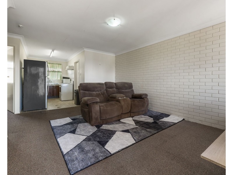 16 Bryan Street, Darling Heights QLD 4350