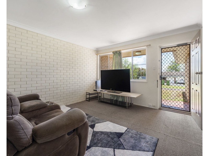 16 Bryan Street, Darling Heights QLD 4350