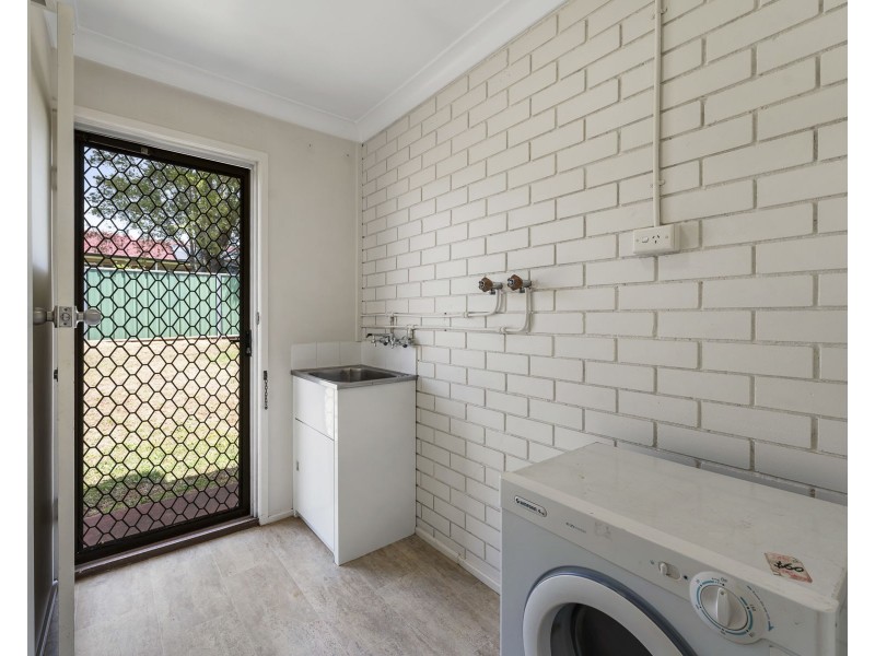 16 Bryan Street, Darling Heights QLD 4350