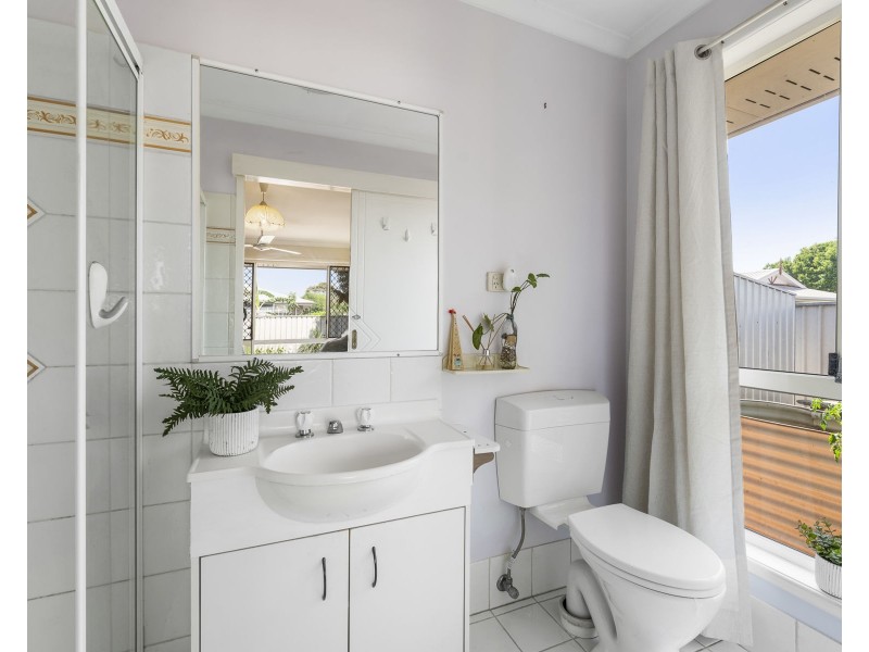 111 Hursley Road, Glenvale QLD 4350