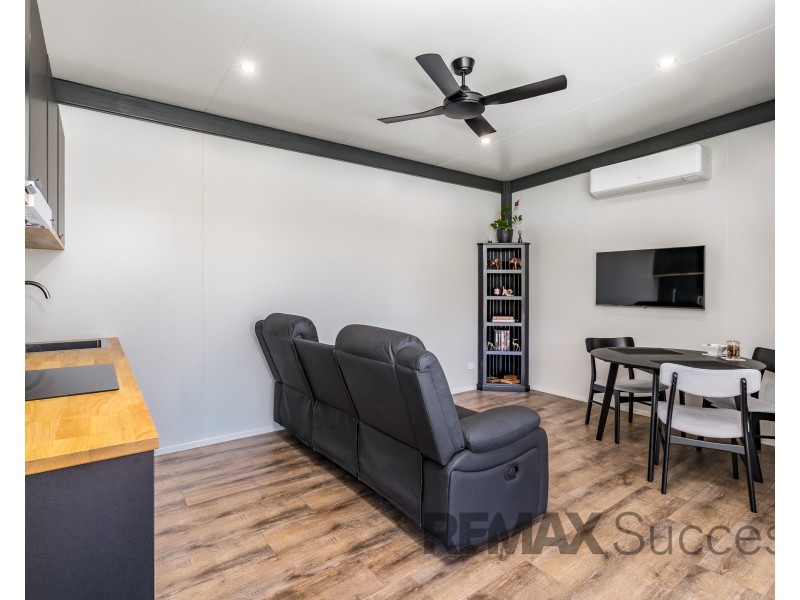 20B Debra Street, Withcott QLD 4352