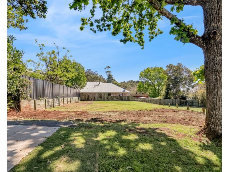 Lot 13, 21A Jellicoe Street, Mount Lofty QLD 4350