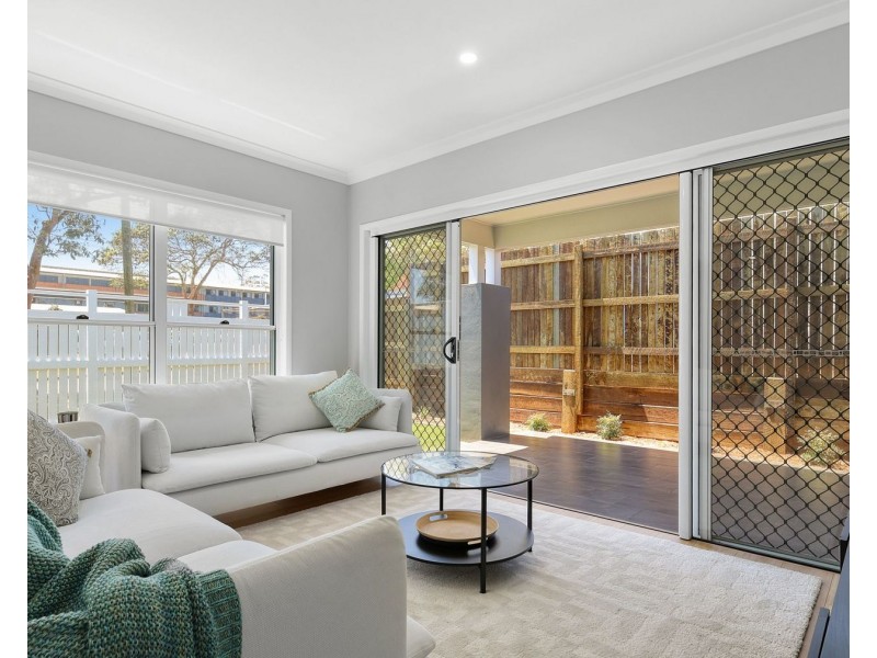 72 Crown Street, Rangeville QLD 4350