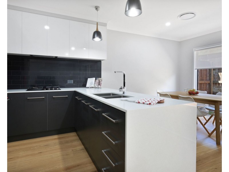 72 Crown Street, Rangeville QLD 4350