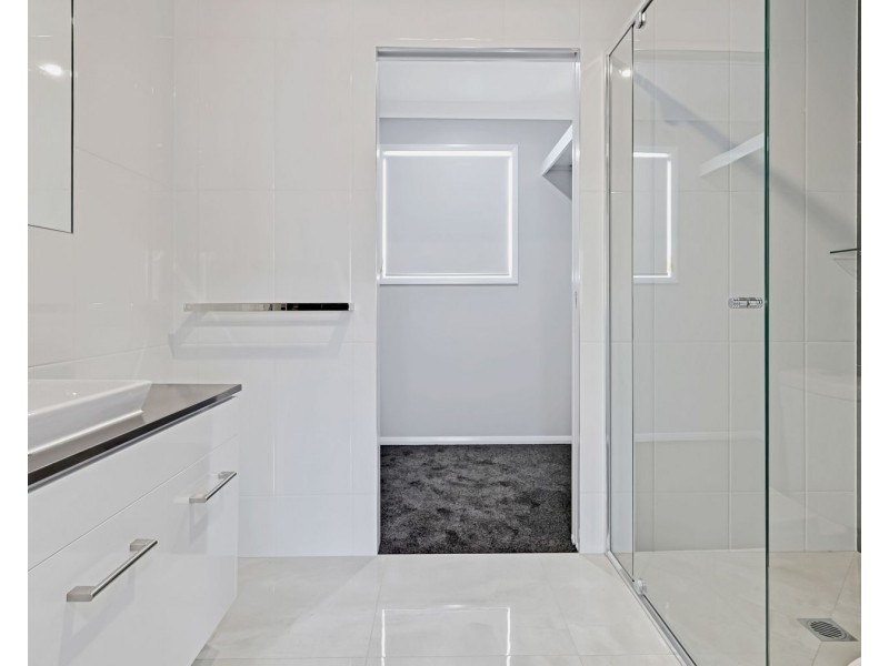 72 Crown Street, Rangeville QLD 4350