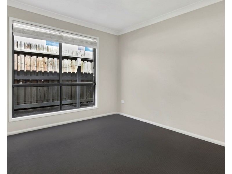 7 Cardamon Crescent, Glenvale QLD 4350