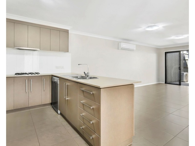 7 Cardamon Crescent, Glenvale QLD 4350