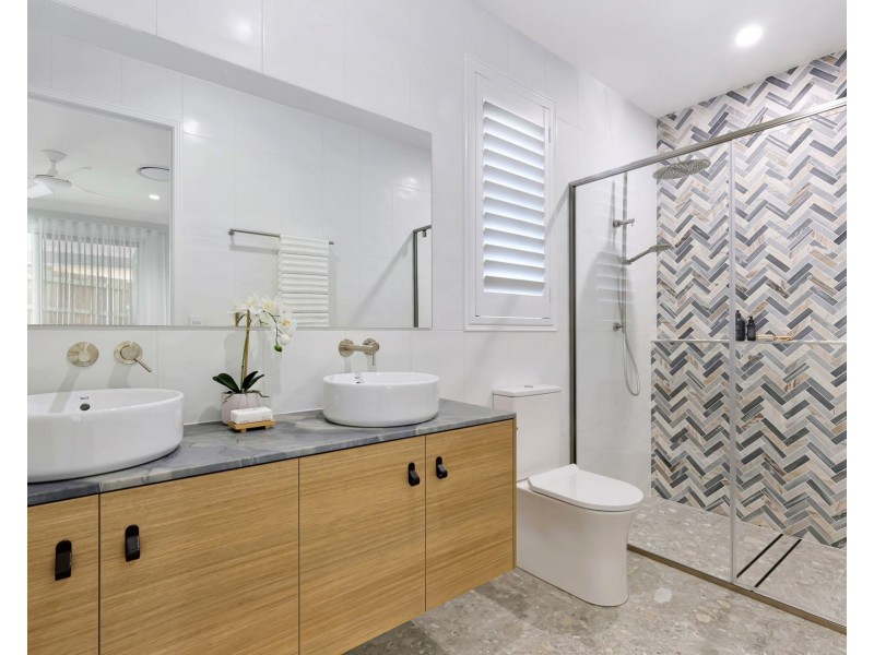 156a Mackenzie Street, East Toowoomba QLD 4350