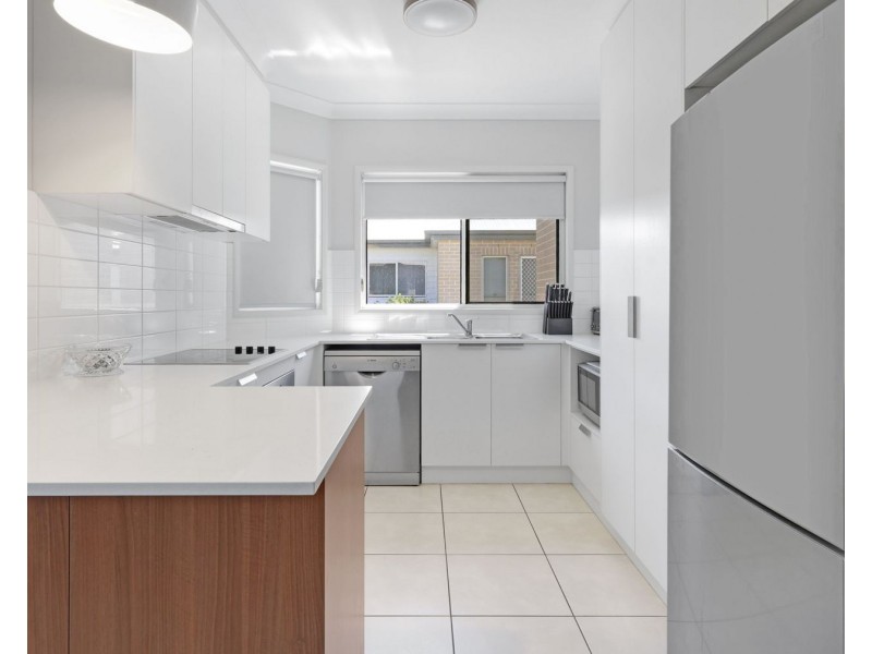 7/436 Hume Street, Middle Ridge QLD 4350