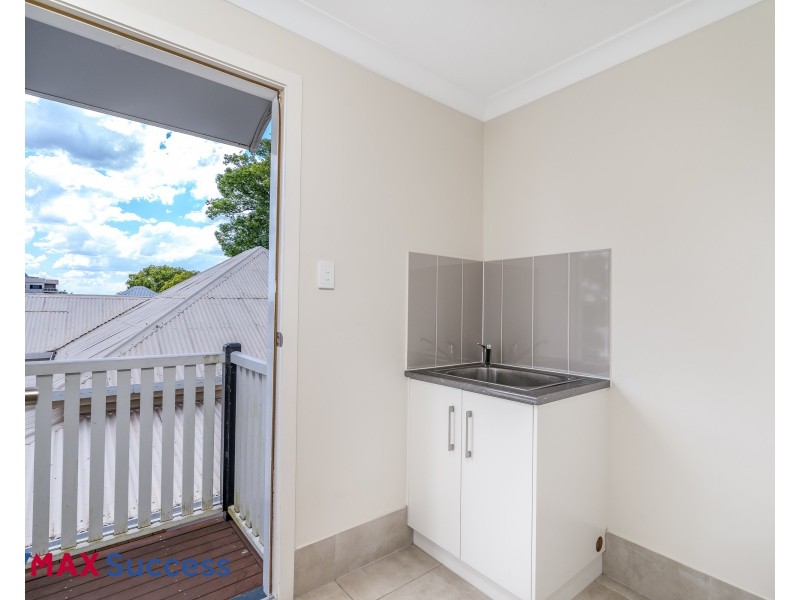 1/66A Margaret Street, East Toowoomba QLD 4350