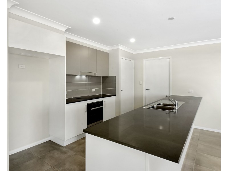 43 Magpie Drive, Cambooya QLD 4358