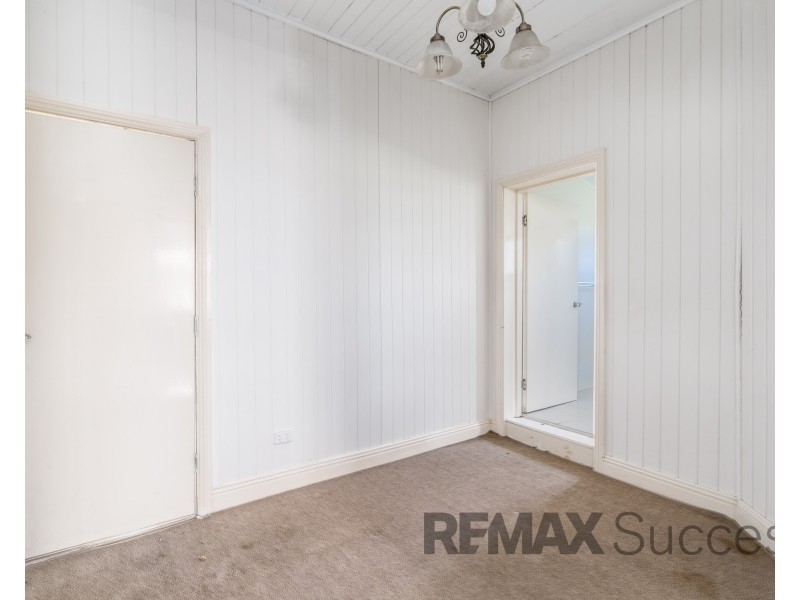 111 Mort Street, Toowoomba City QLD 4350