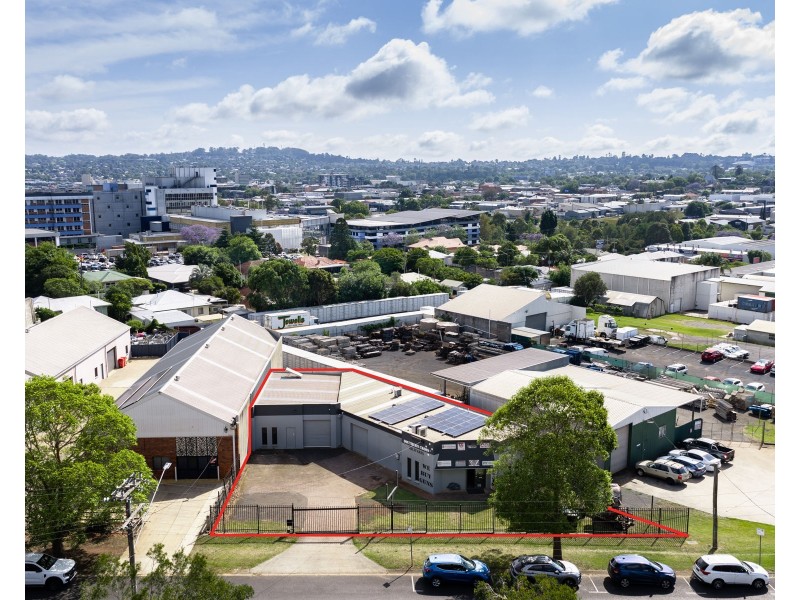 13 Diagonal Street, South Toowoomba QLD 4350