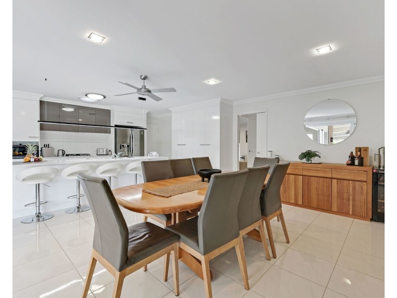 7 Argus Court, Middle Ridge QLD 4350