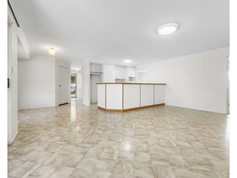1 Kauri Street, Kearneys Spring QLD 4350