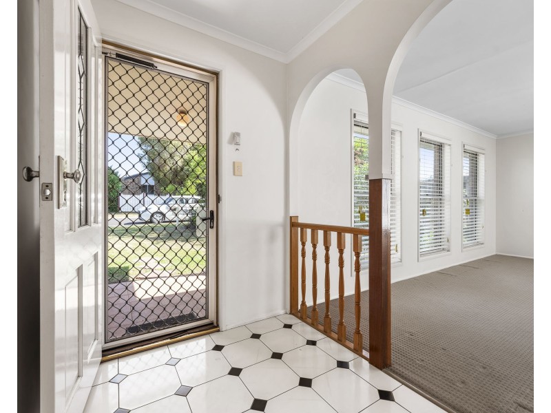 1 Kauri Street, Kearneys Spring QLD 4350