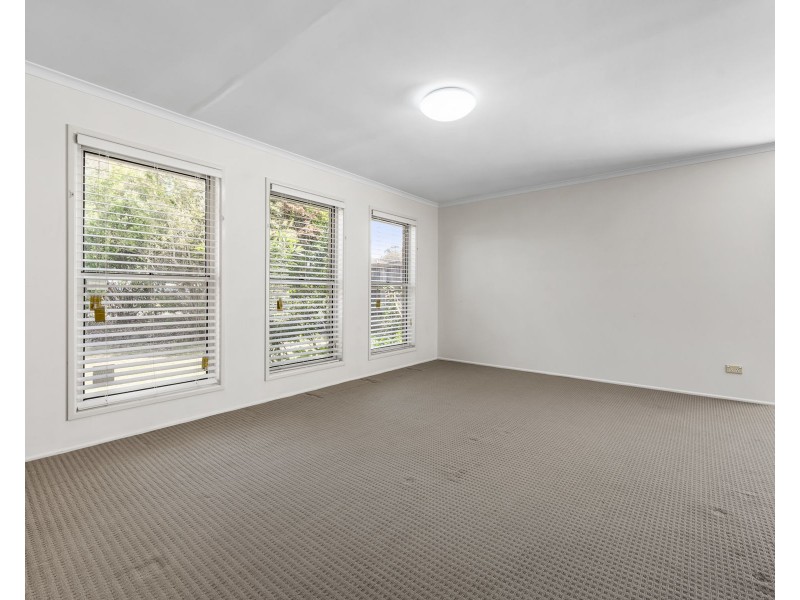 1 Kauri Street, Kearneys Spring QLD 4350