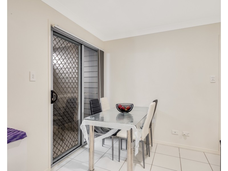 27 Carlin Street, Glenvale QLD 4350