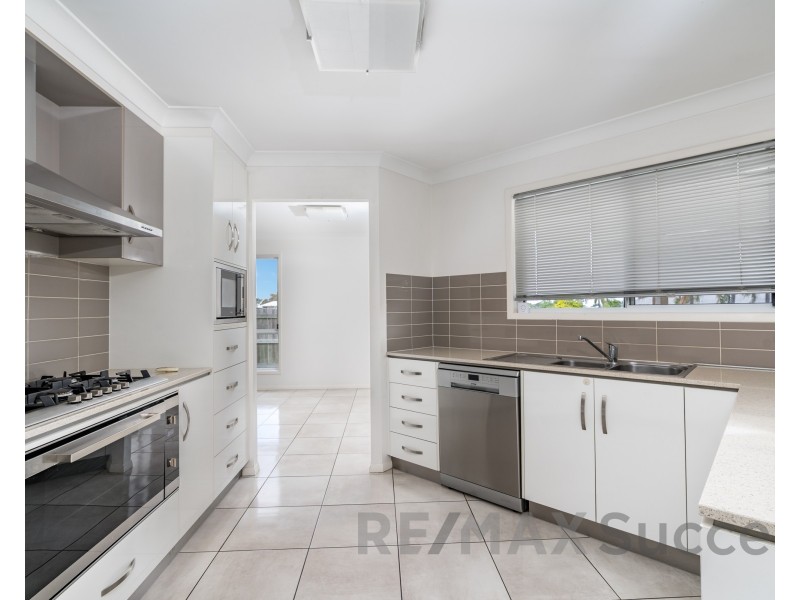 61 Edwin Street, Westbrook QLD 4350