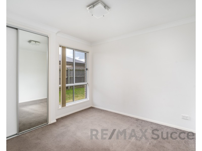 61 Edwin Street, Westbrook QLD 4350