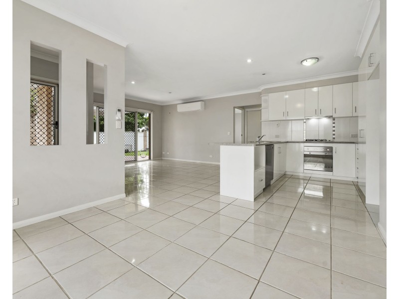 1/5 Hampton Street, Newtown QLD 4350